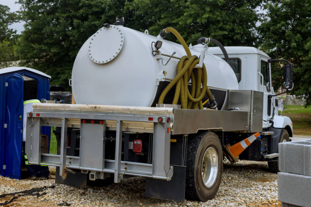 Best Porta potty delivery and setup  in Guttenberg, IA